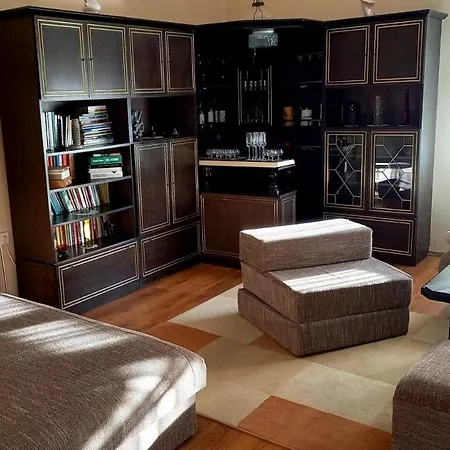 Czigler Vendeghaz Apartament *
